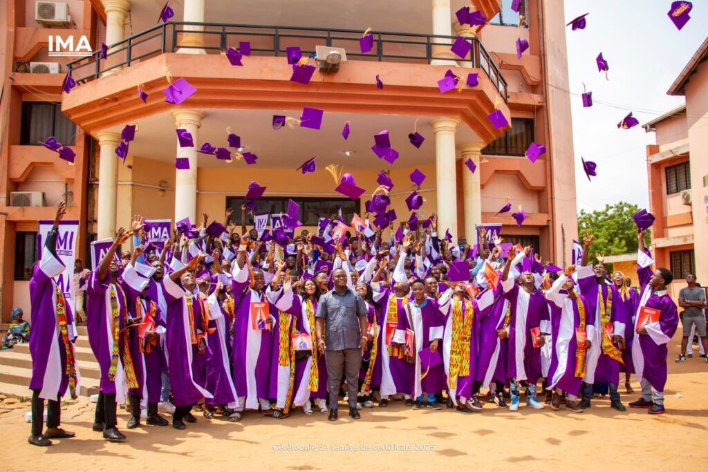 CÉRÉMONIE DE REMISE DE CERTIFICATS DE L’IMA ÉDITION 2025 : DES DIPLÔMÉS HONORÉS ET PRÊTS POUR LE MARCHÉ DU TRAVAIL